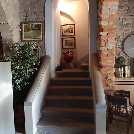Borgo Di Beppe E Gloria